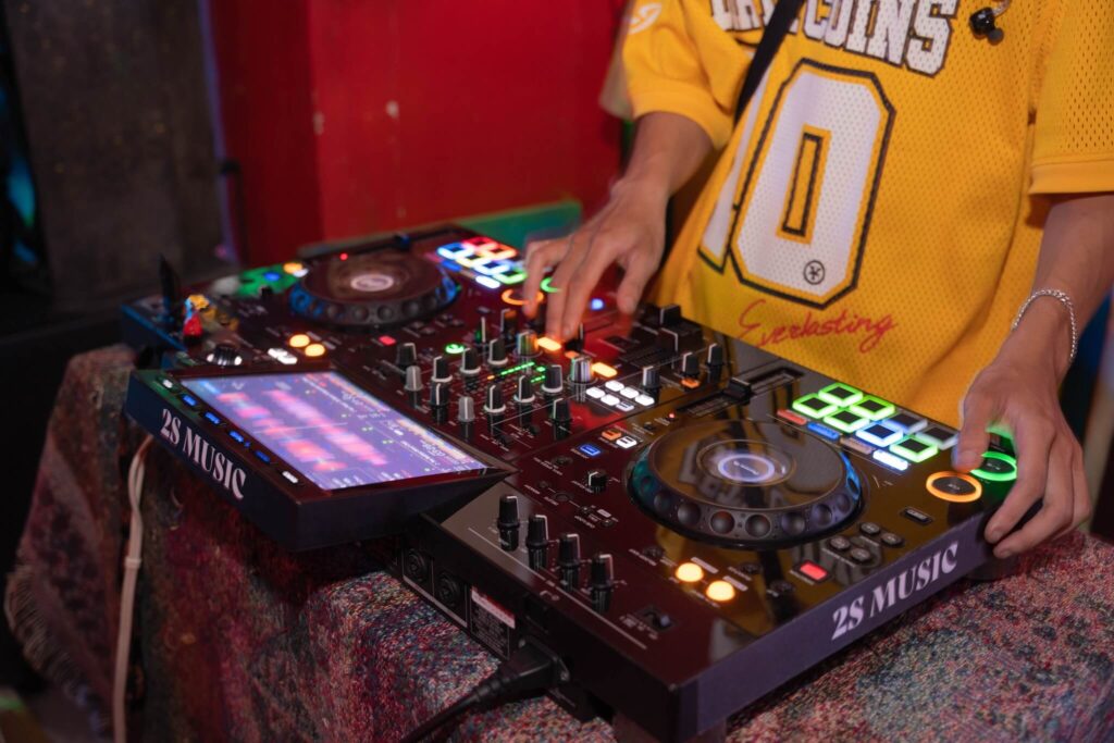 day-dj-online-chuyen-nghiep