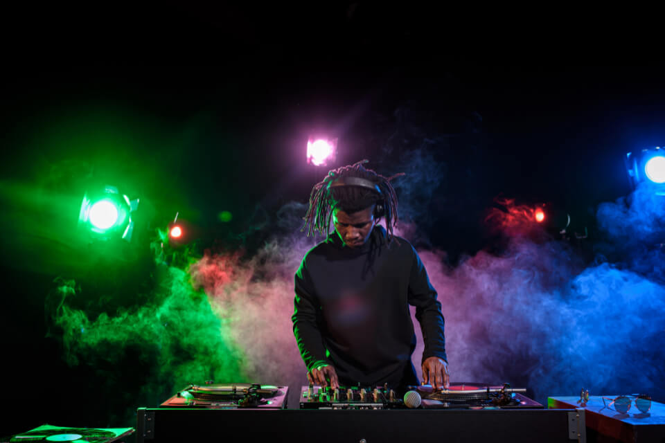 hoc-kien-thuc-dj-chi-tiet-tu-a-z