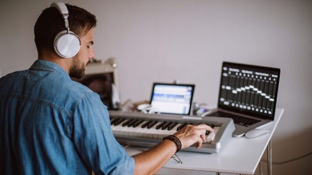 kinh-nghiem-hoc-producer