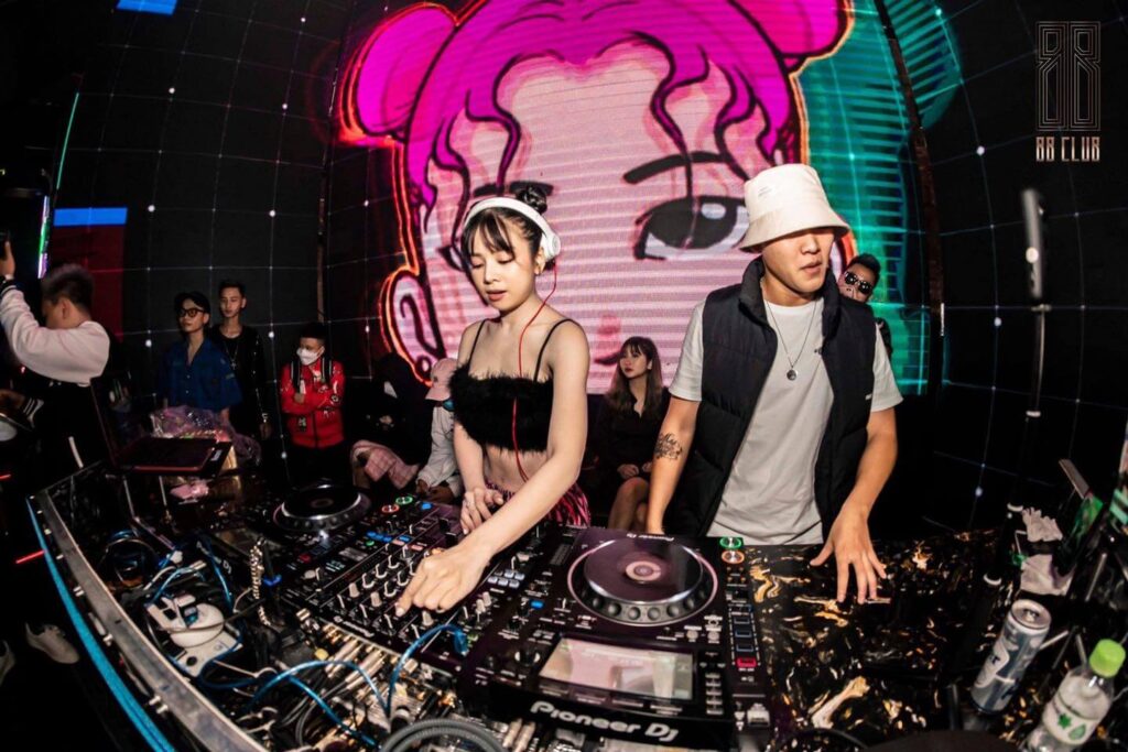 tim-lop-hoc-dj-tai-tphcm