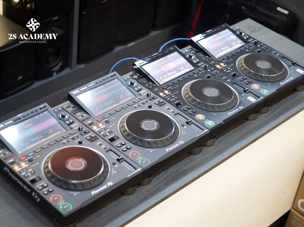 cach-ban-dan-cdj-o-dau