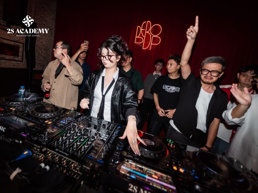 cong-dong-hoc-dj-hang-dau