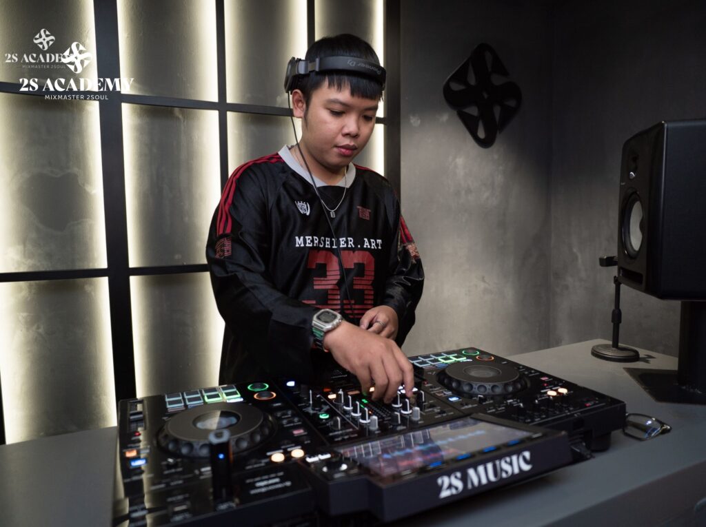 day-dj-chuyen-nghiep-tu-so-0