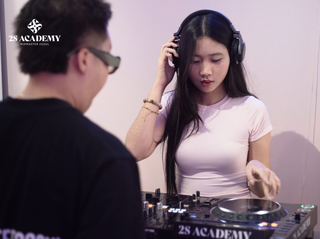day-dj-online-hieu-qua-chuyen-nghiep