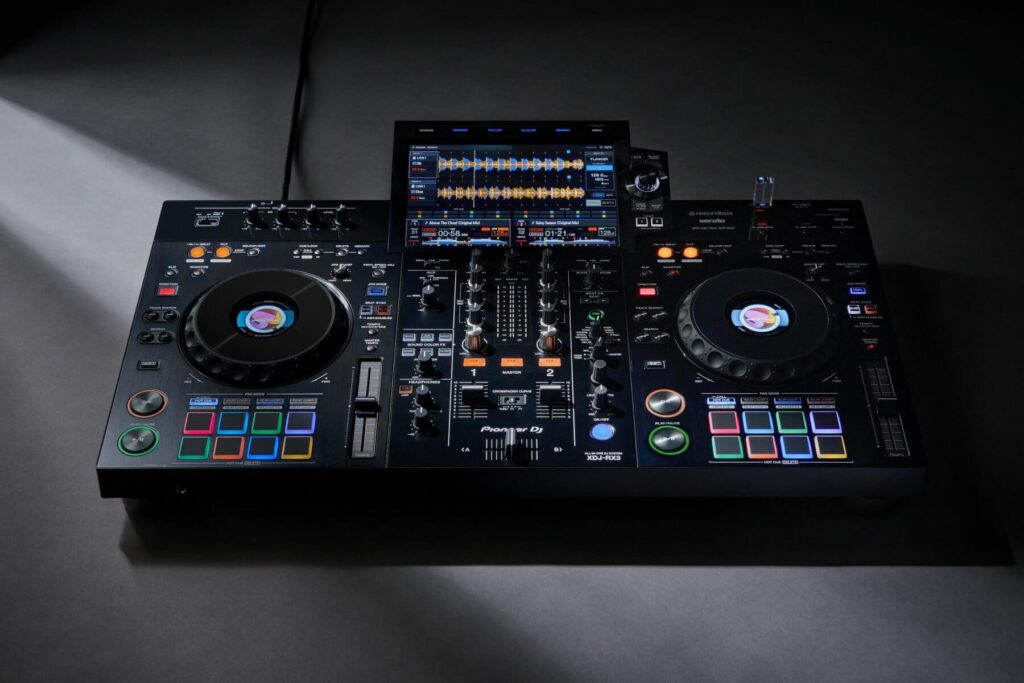 review-pioneer-xdj-rx3-chinh-hang